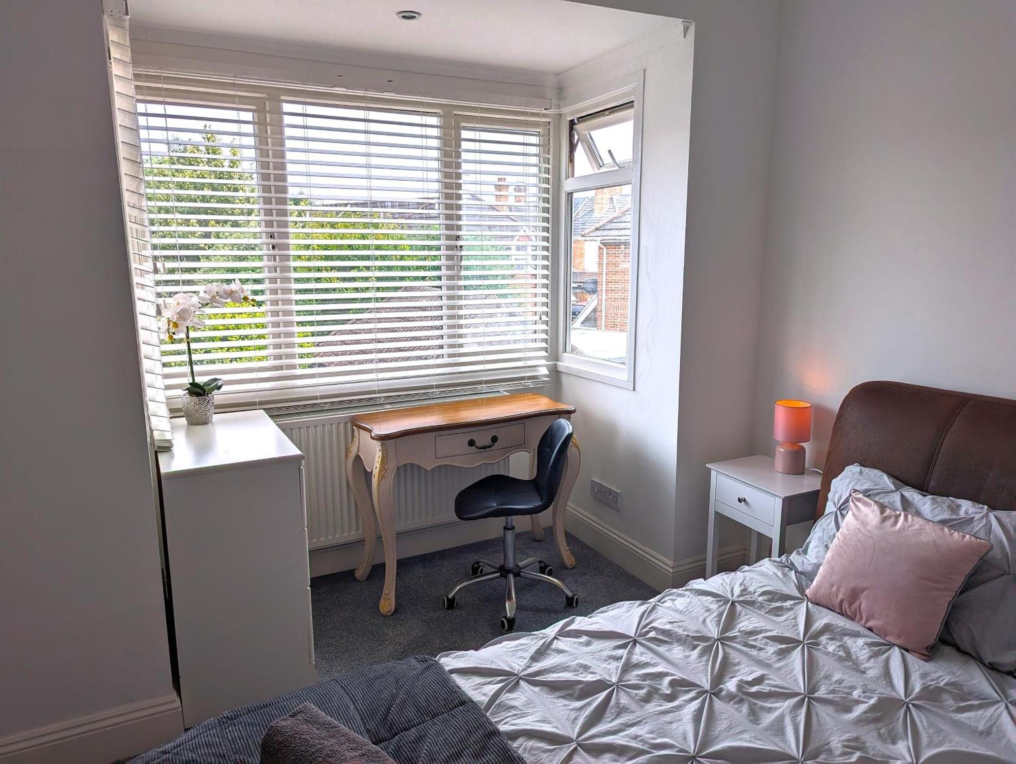 Cosy Bee And Apartment Bournemouth Eksteriør bilde